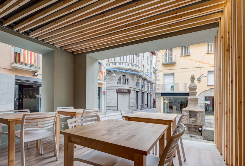 arnau estudi d’arquitectura terrassa de la brasera d'olot spain designboom