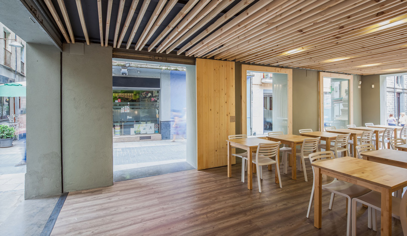 arnau estudi d’arquitectura terrassa de la brasera d'olot spain designboom