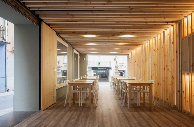 arnau estudi d’arquitectura terrassa de la brasera d'olot spain designboom