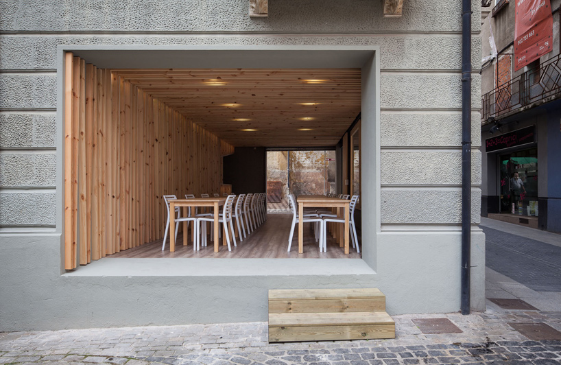 arnau estudi d’arquitectura terrassa de la brasera d'olot spain designboom