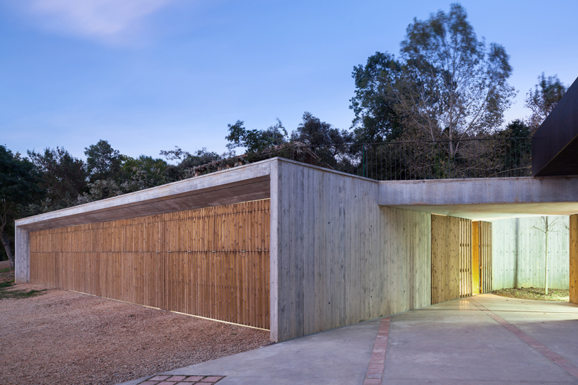 arnau verges tejero estudi d'arquitectura farm surroundings catalonia spain designboom