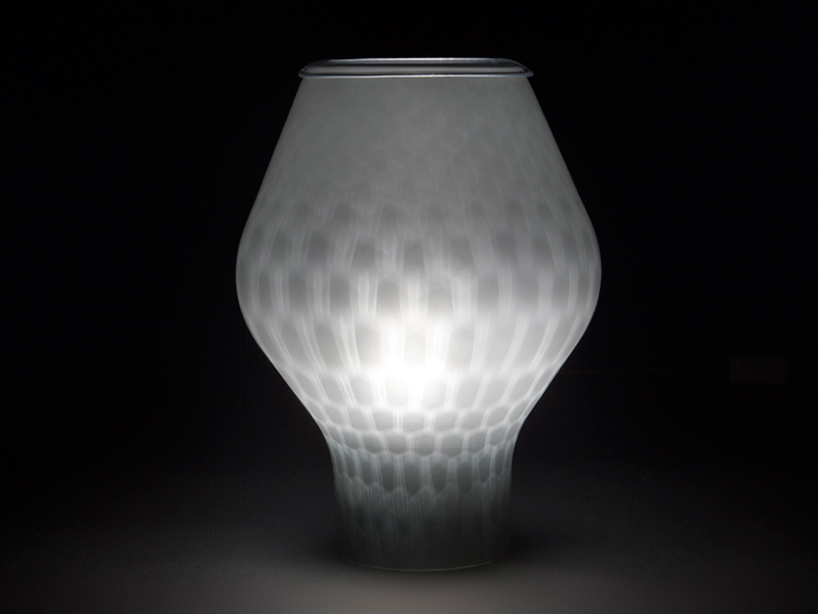 benjamin hubert beacon lamp glass is tomorrow designboom 