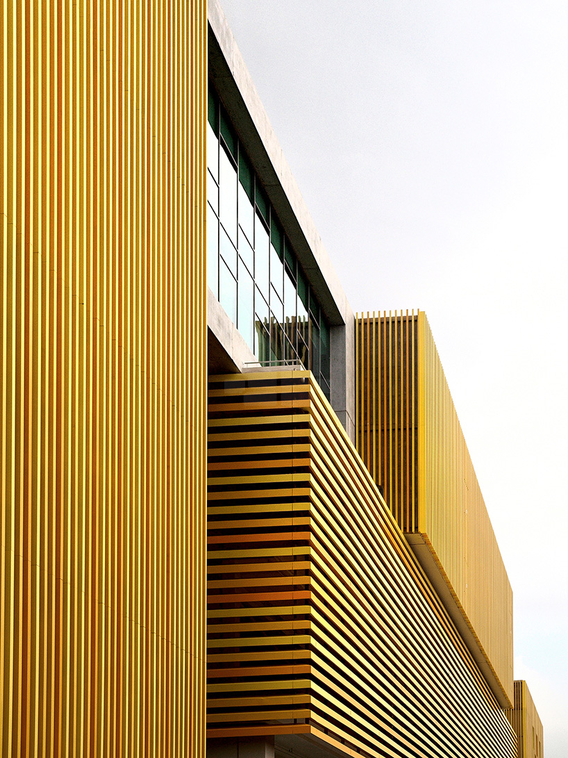 dp architects sunray woodcraft headquarters singapore designboom