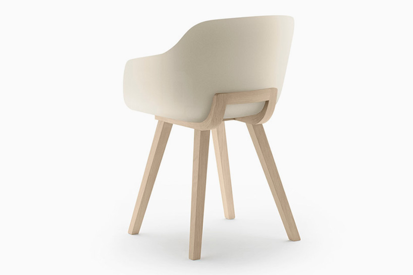 jean-louis-iratzoki-alki-kuskoa-bi-first-bioplastic-chair-designboom-05
