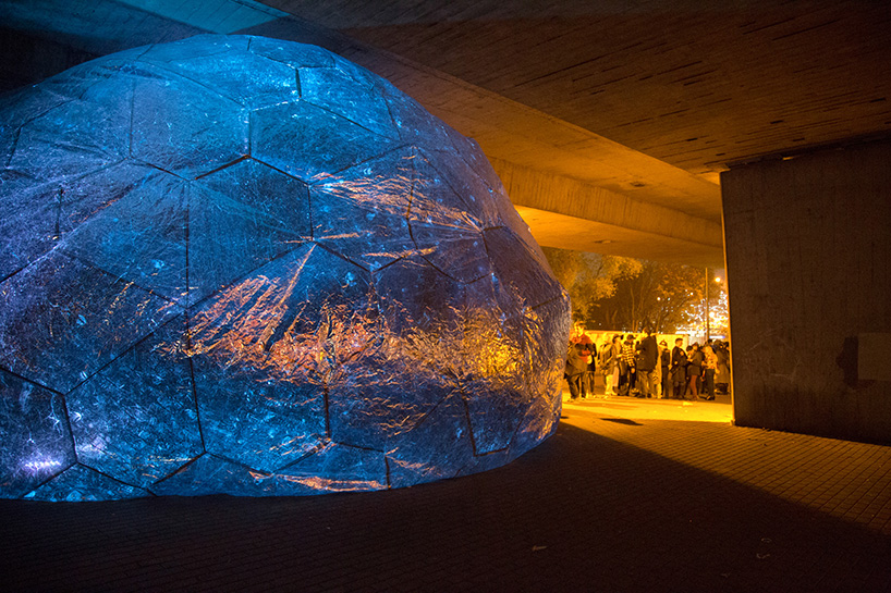 loop.ph constructs the cosmos within inflatable infinity space