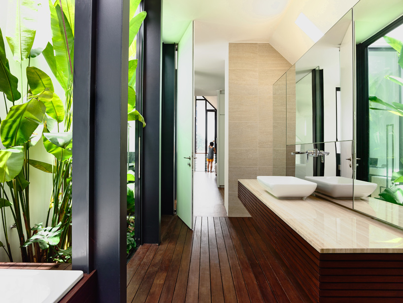 HYLA architects faber terrace lines of light singapore