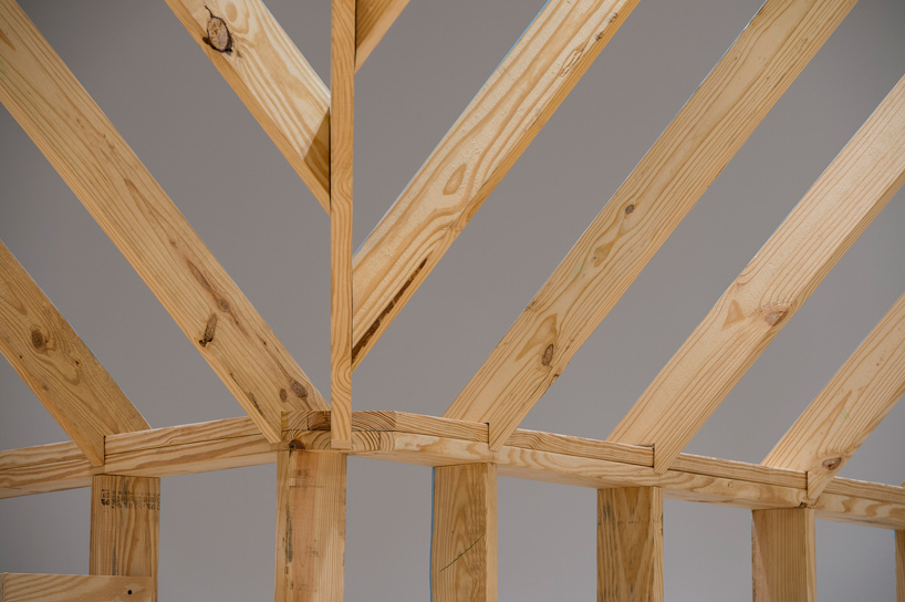 atelier bow-wow shotgun installation rice gallery jesus vassallo designboom