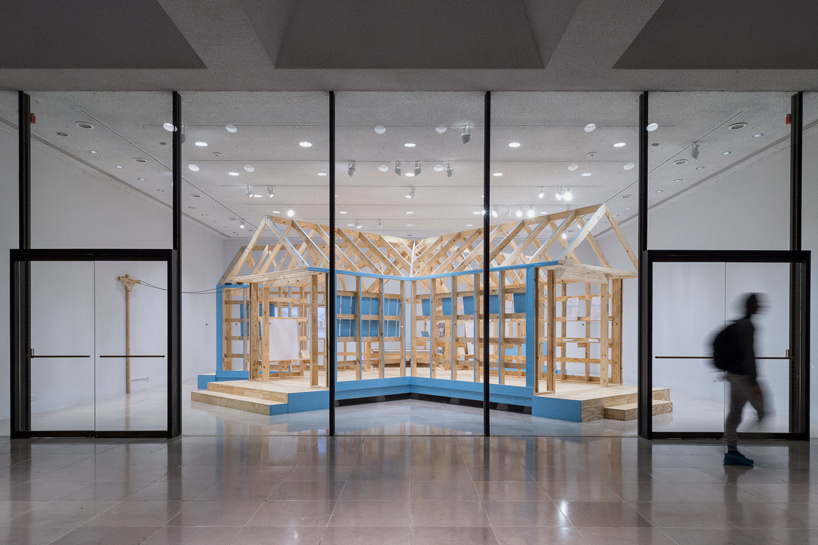 atelier bow-wow shotgun installation rice gallery jesus vassallo designboom