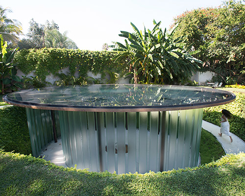 BNKR arquitectura builds spiraling ecumenical chapel under ground