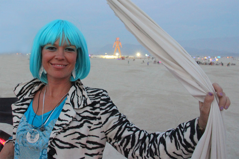 burning-man-2014-indaba-designboom08