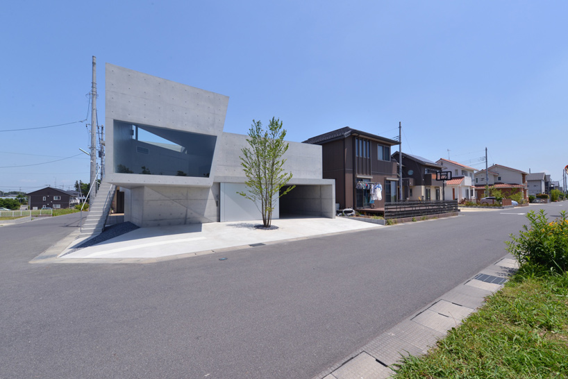 shigeru fuse atelier house in tsutsumino noda japan designboom