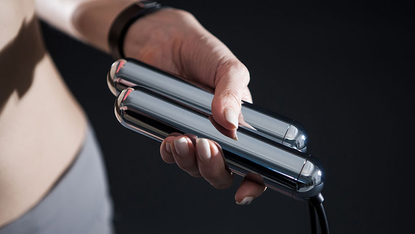 LED-embedded smart rope by tangram factory communicates with your phone