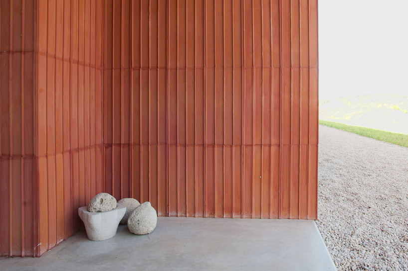 studio zero85 home studio for an artist designboom