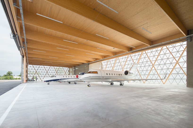 cannes aeroport comte vollenweider architects 03 10 2015 designboom