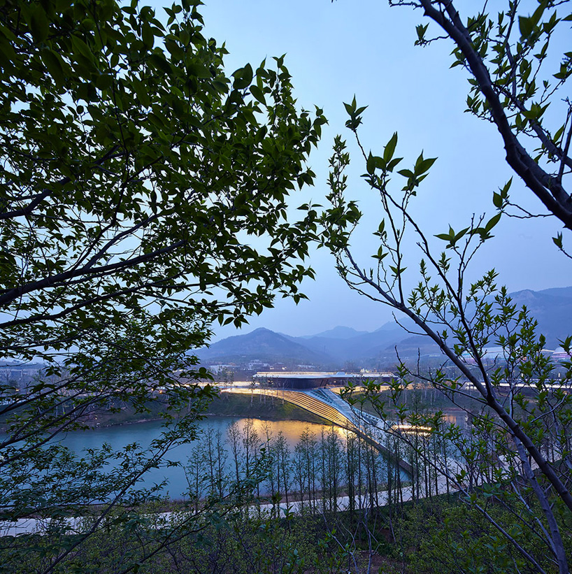 HHD_FUN heavenly water service center qingdao china designboom
