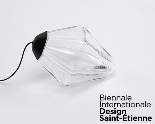 the mercure lamp by lucie le guen uses its own inclination to turn on