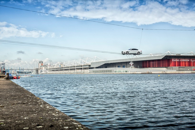 jaguar-XF-designboom02