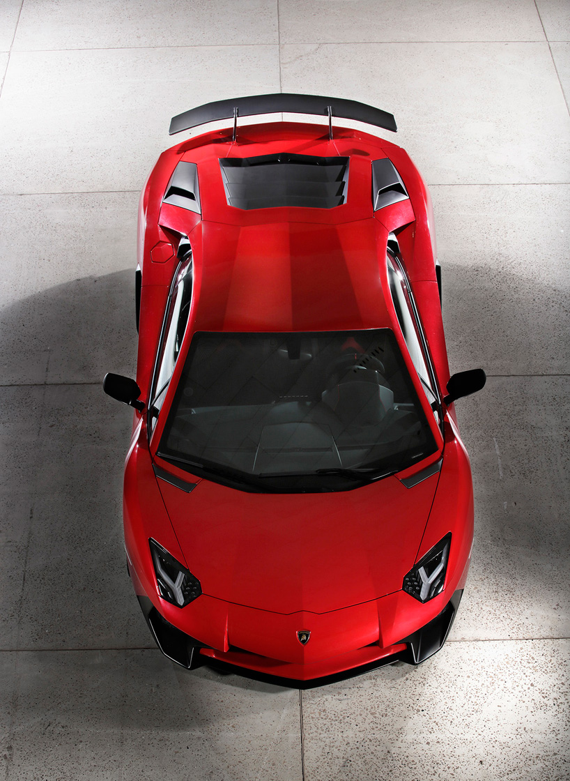 lamborghini-aventador-LP-750-4-superveloce-designboom04