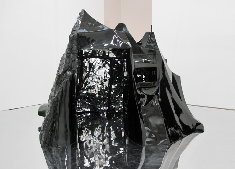 lee-bull-saint-etienne-designboom-14