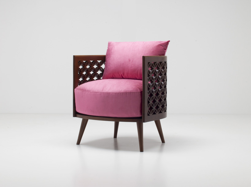nada-debs-arabesque-chair-design-days-dubai-designboom-05