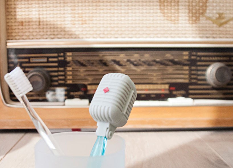 onairtoothbrushdesignboom08