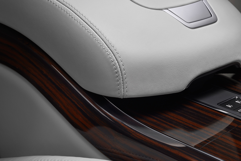 range-rover-SVAutobiography-designboom10