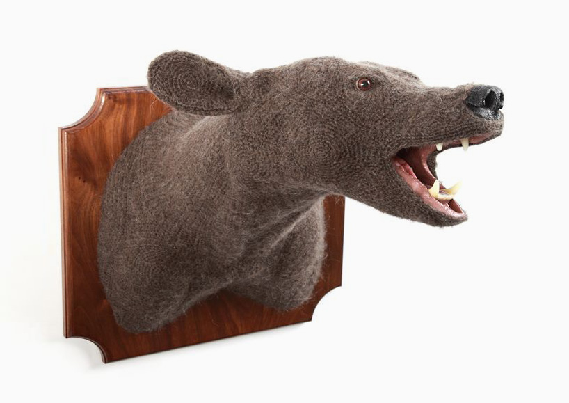 shauna-richardson-crochetdermy-design-days-dubai-crafts-council-london-designboom-10