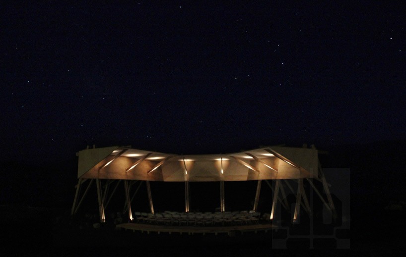 tippetrisetiaradesignboom01