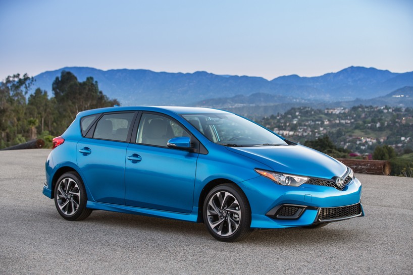 2021 toyota scion iM hatch and iA sedan debut at new york 