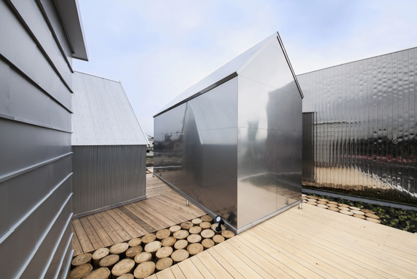 +S shintaro matsushita takashi suzuki billboard office suzuka japan designboom