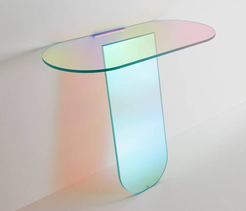 SHIMMER-consolle_PatriciaUrquiola_01