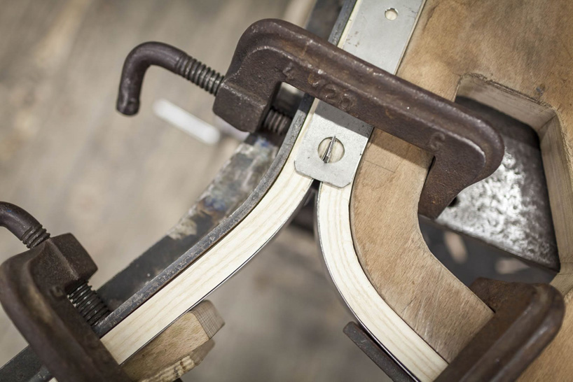 arik-levy-TON-split-chair-designboom-04