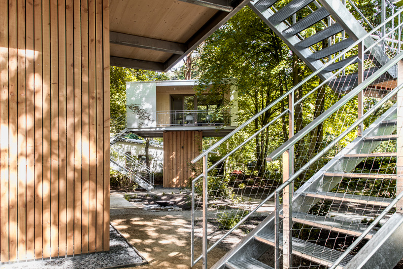 baumraum urban treehouse berlin zehlendorf germany designboom