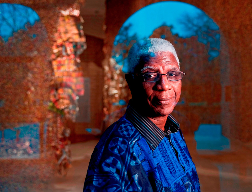 el anatsui golden lion-for-lifetime-achievement-of-the-venice-art-biennale