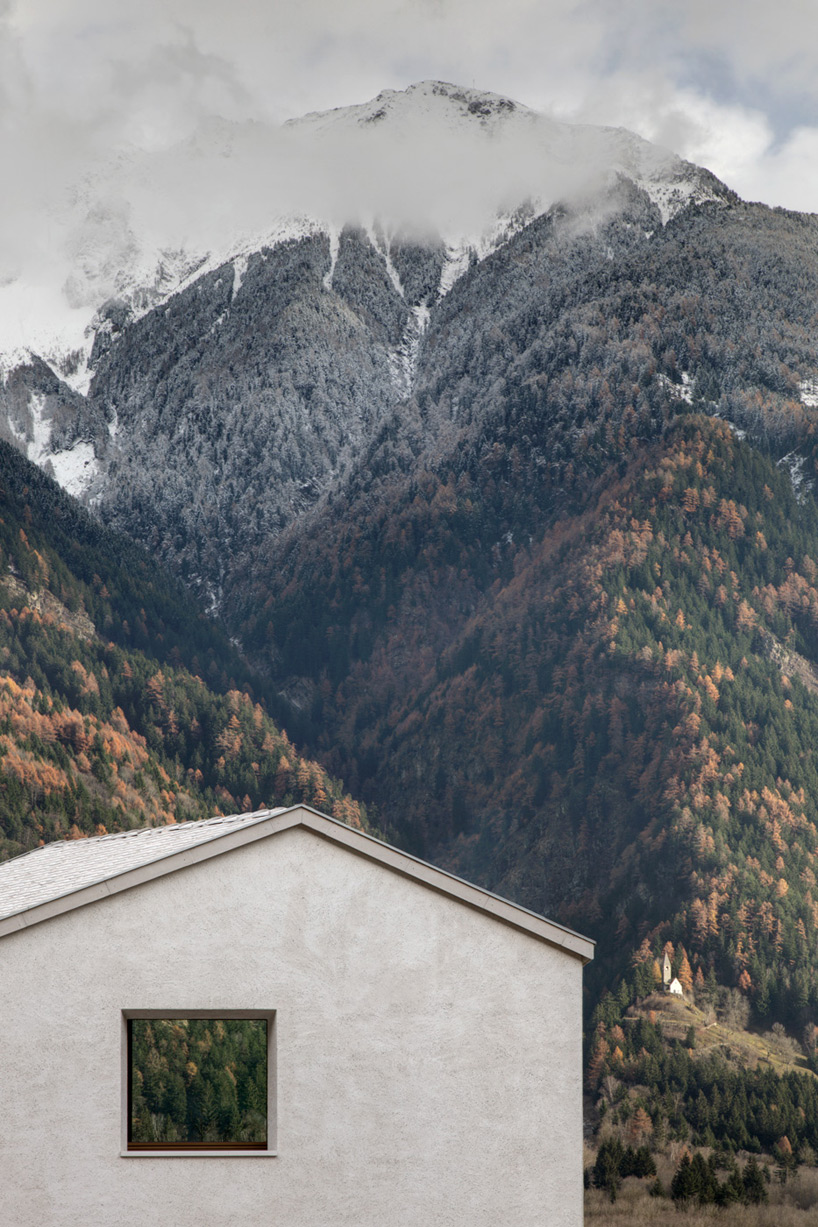 haus am muhlbach pedevilla architects designboom