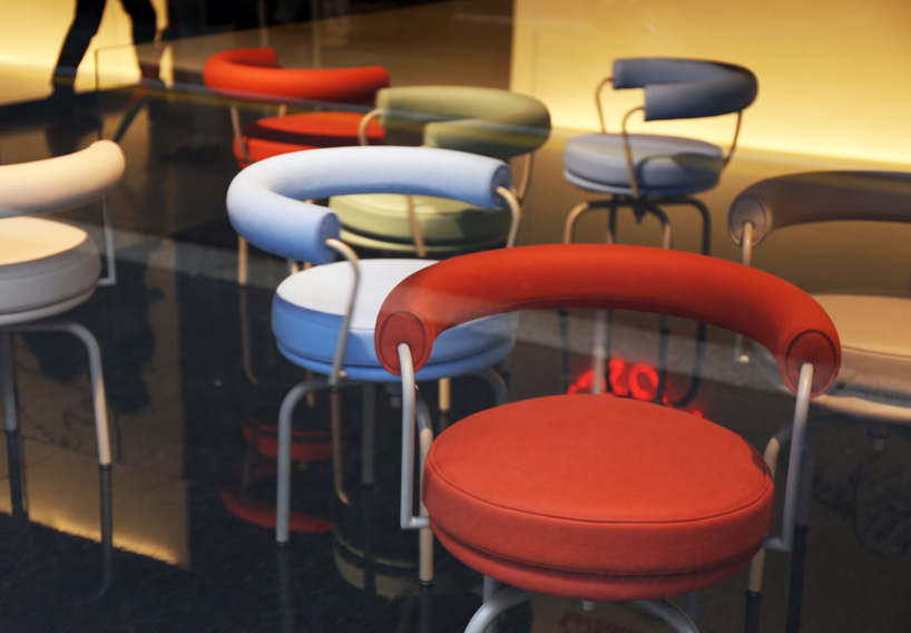 calvi brambilla cassina kinetic-window-installation milan design week