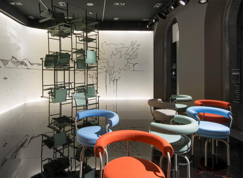 kinetic-window-installation-fabio-calvi-paolo-brambilla-cassina-designboom-51