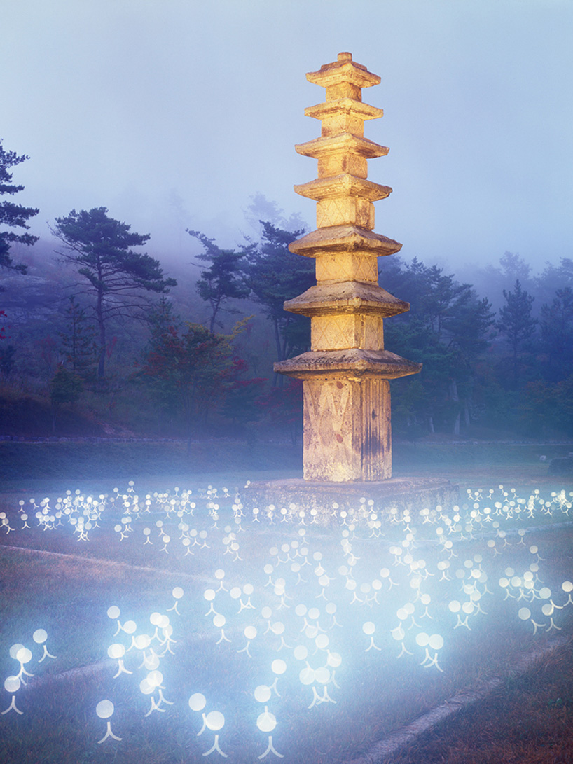 lee-jeong-lok-light-painting-designboom-17