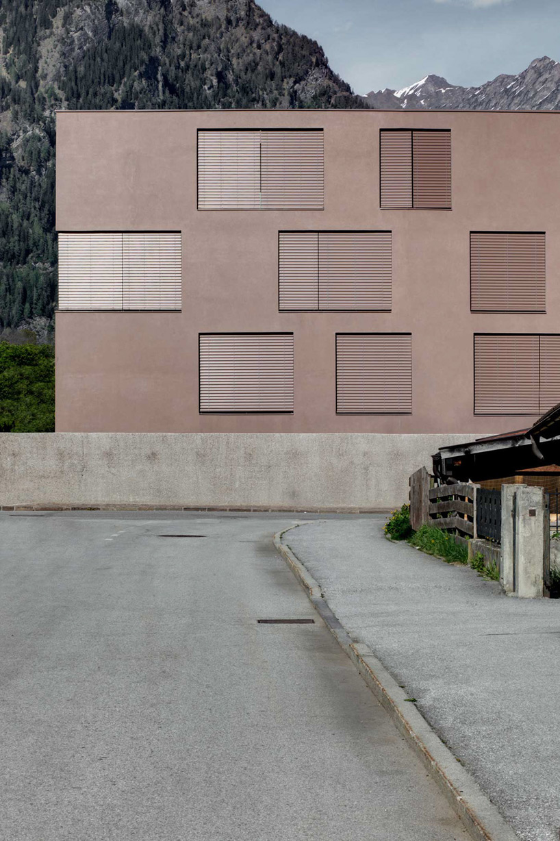 pfarrmesnerhaus pedevilla architects designboom