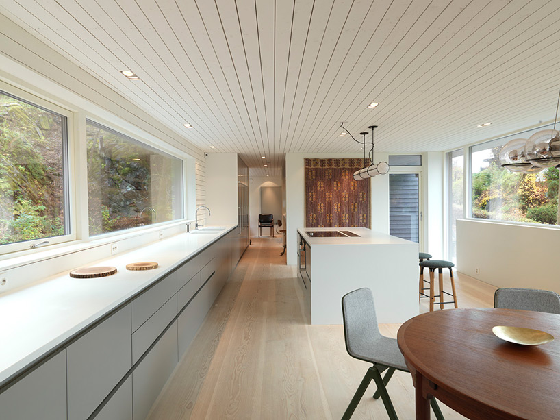 s-house-saunders-architects-norway-designboom-02