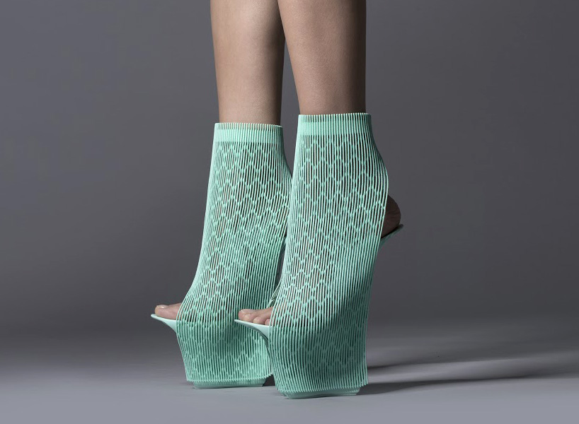 united-nude-re-inventing-shoes-milan-design-week-designboom-21