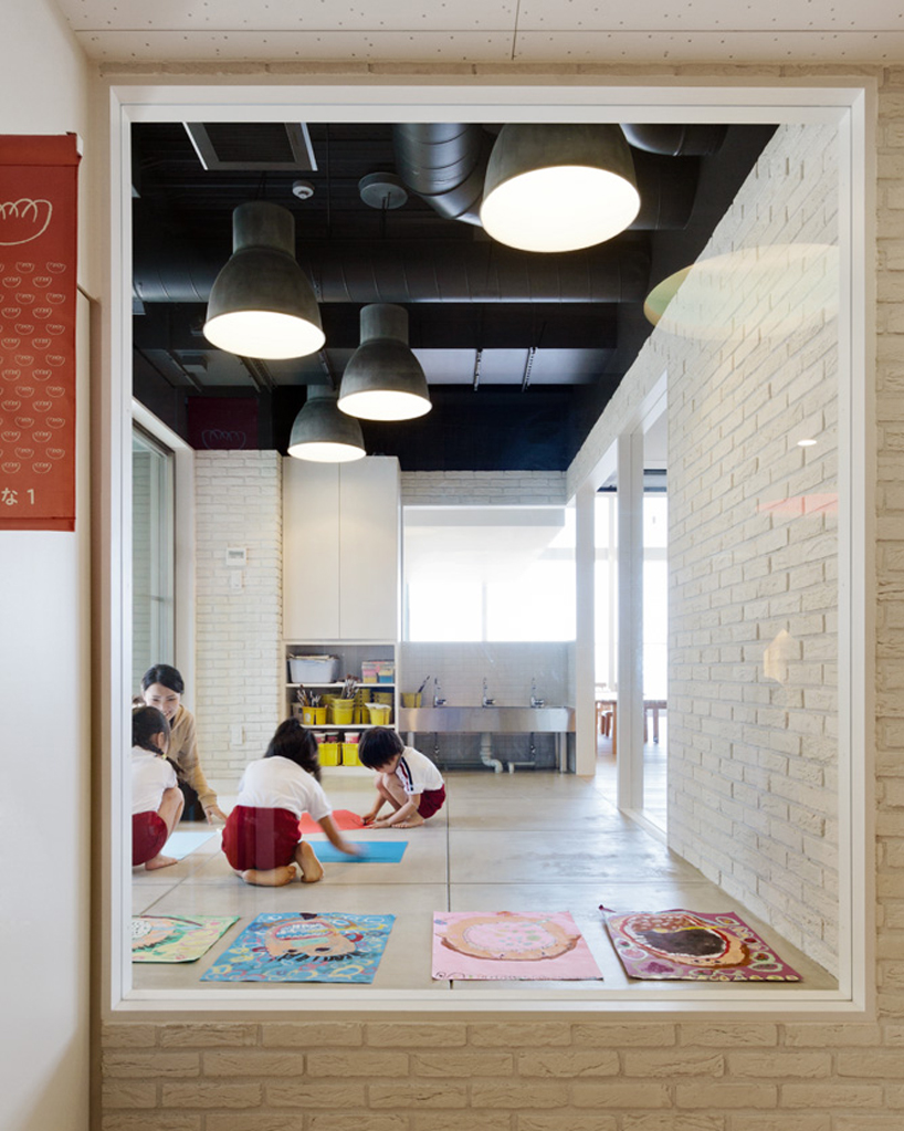 OB-kindergarten-hibinosekkei-nagasaki-designboom-02