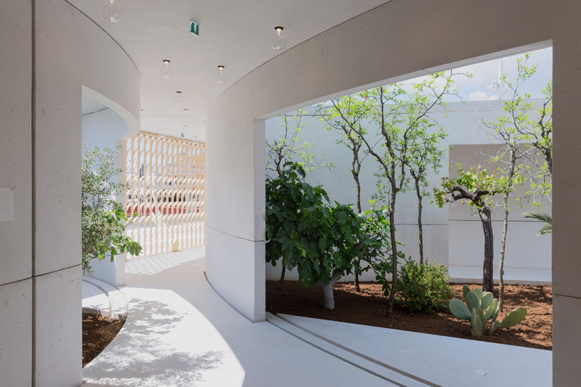 bahrain pavilion expo milan 2015 archaeologies of green anne holtrop designboom