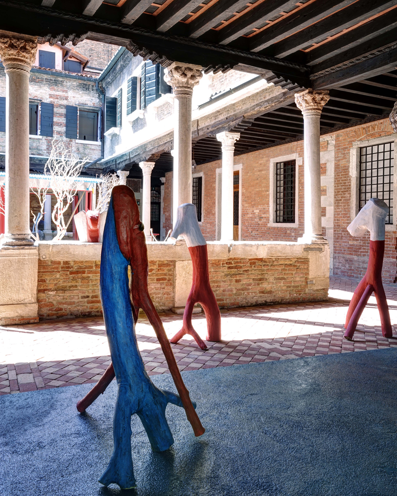 becoming-marni-exhibition-venice-biennale-2015-designboom-06