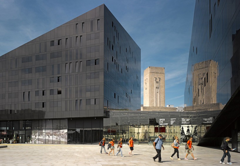 broadwaymalyanarchdesignboom01
