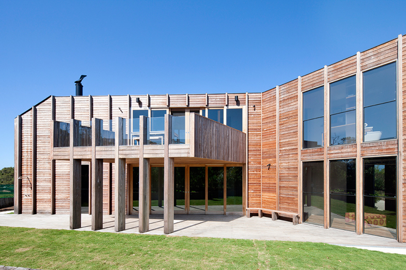 byrne-architects-aireys-house-torquay-designboom-02