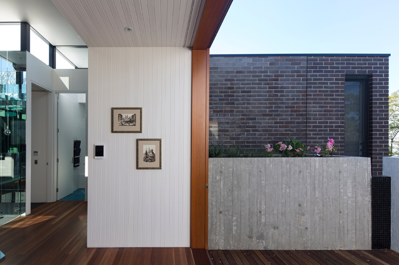 carterwilliamson-architects-spiegal-haus-australia-designboom-02