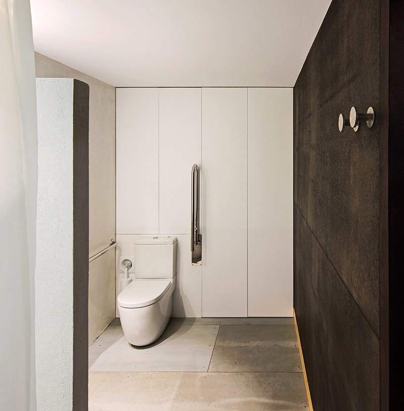 agusti costa homeopathic clinic designboom