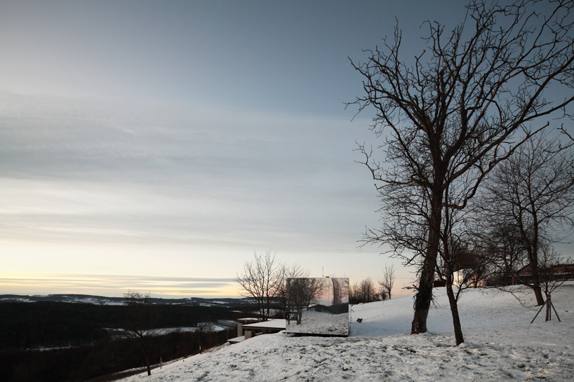 delugan meissl associated architects casa invisible house designboom