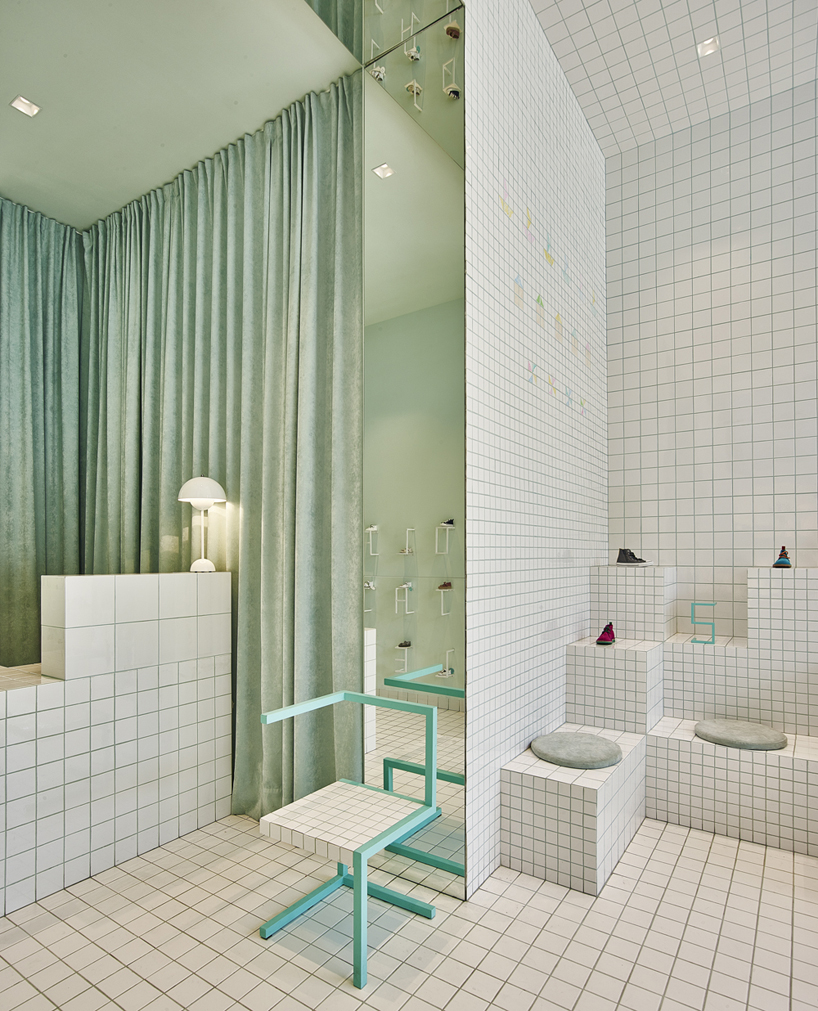 little-shoes-shop-nabito-architects-barcelona-designboom-02